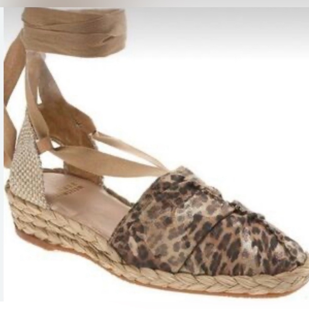 NWOT Stuart Weitzman shoes